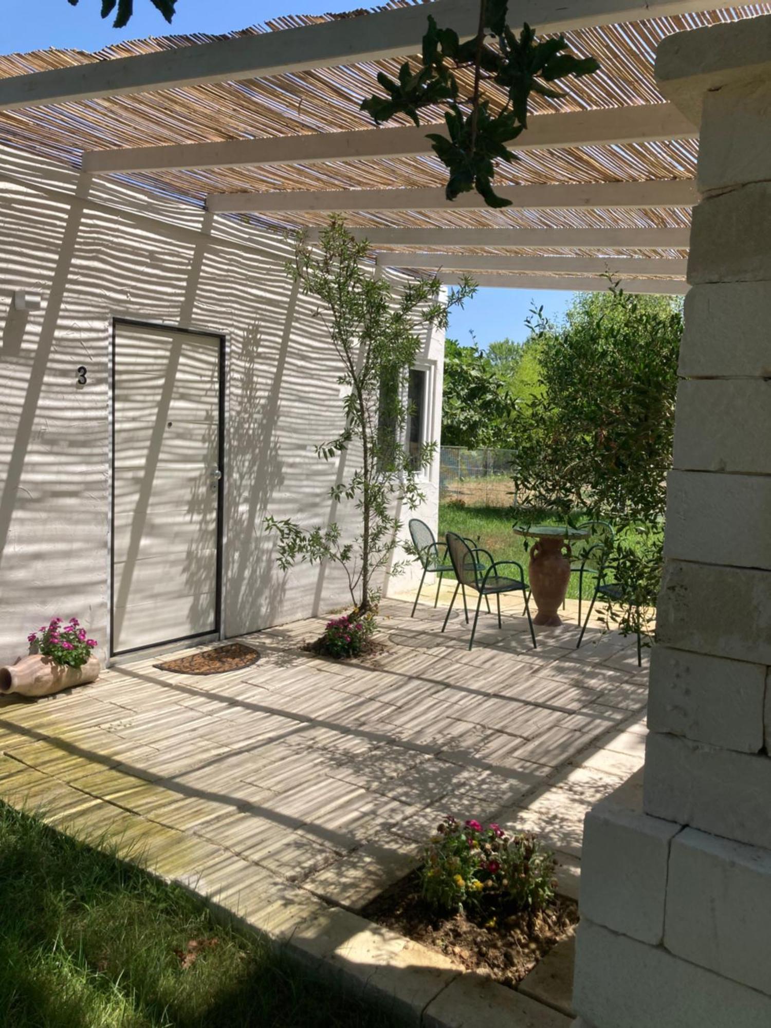 Agriturismo Tenuta La Monaca Aradeo Exteriör bild
